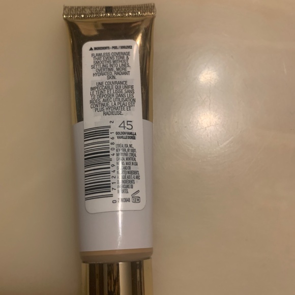 L’Oréal radiant serum foundation - Picture 2 of 5